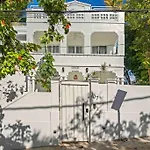 Villa Bohemia - Gated Estate - 1 Of 2